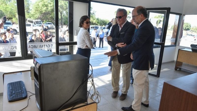 Corpacci inauguró la última escuela de su gestión en Casa de Piedra