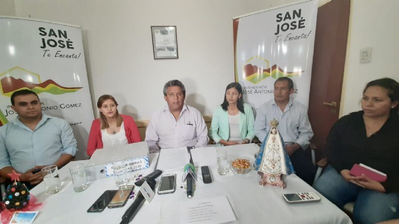 Gómez presentó su nuevo gabinete