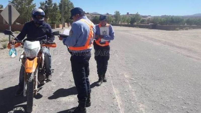 Secuestran 121 vehículos y droga en operativos en toda la provincia