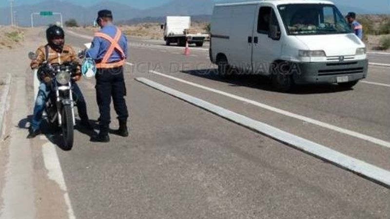 Secuestran 121 vehículos y droga en operativos en toda la provincia