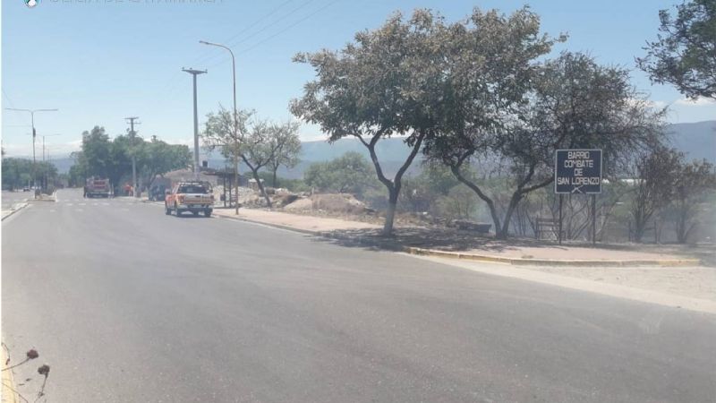 Incendio en dos descampados