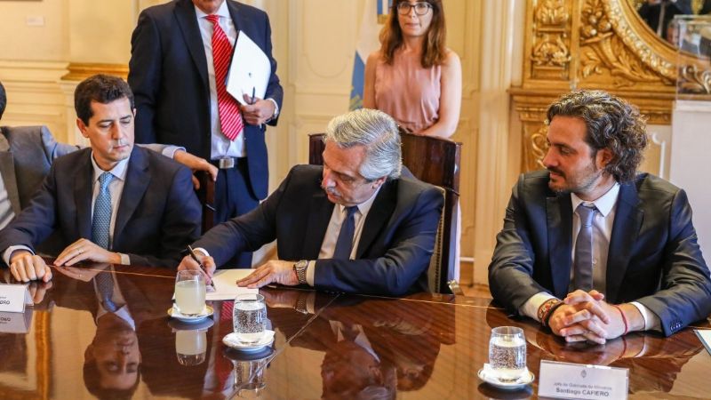 Fijarán un aporte del 21% para las jubilaciones de jueces y embajadores