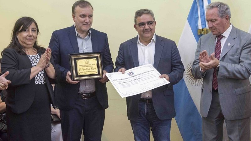 Distinguieron a Reynaga por su compromiso con los DD.HH.