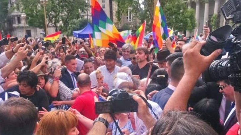 Evo Morales marchó con las Madres de Plaza de Mayo