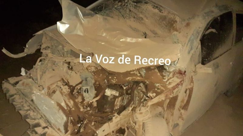 Chocó un animal suelto y volcó