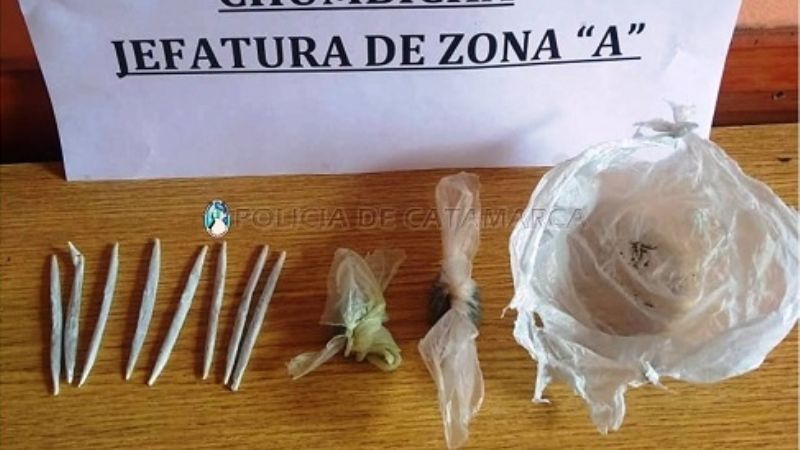 Detenidos con porros