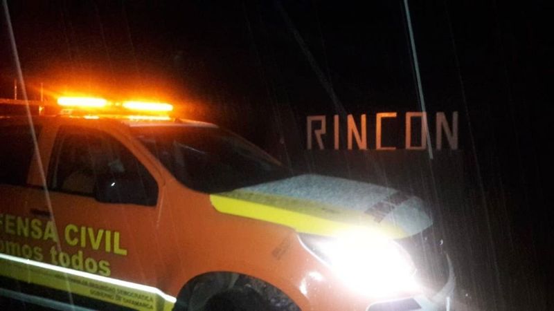 Diluvia en gran parte de la provincia; hay crecidas de ríos y gente evacuada