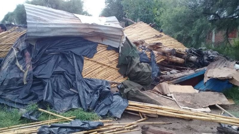 Denuncian desatención a una familia que perdió su precaria vivienda