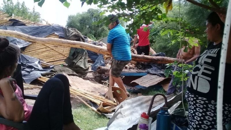 Denuncian desatención a una familia que perdió su precaria vivienda