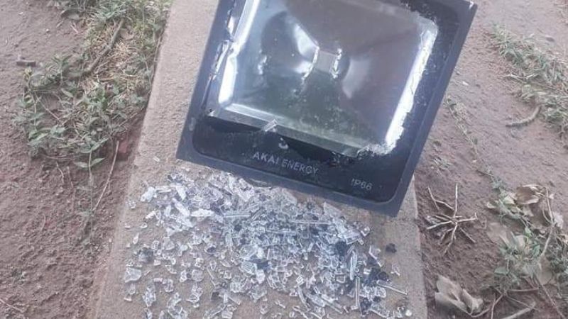 Repudiable: sigue el vandalismo en paseos públicos