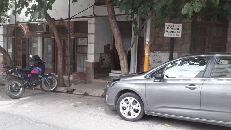 Familiares le robaron 40 años de trabajo y reclama justicia