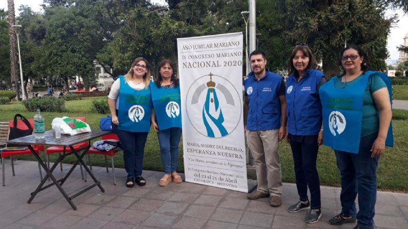 Instalan stand para invitar a hospedar a los congresistas