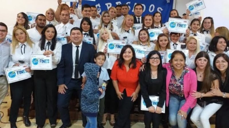 Primera promoción FINES de Valle Chico