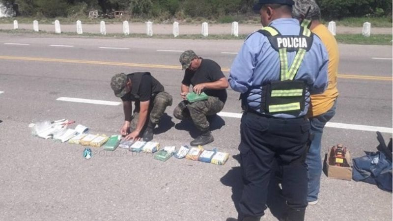 Detienen a un hombre transportando 15 kilos de cocaína