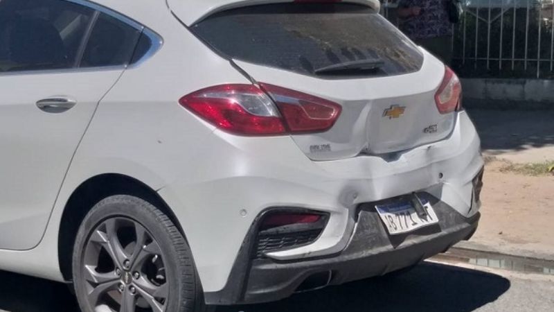 Cinco autos involucrados en un choque en cadena