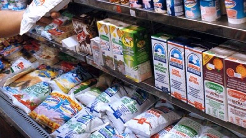 Trabajadores lácteos de todo el país paran por 48 horas en reclamo salarial