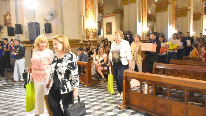 “La fe ayuda a las culturas de nuestro tiempo a liberarse de sus límites”