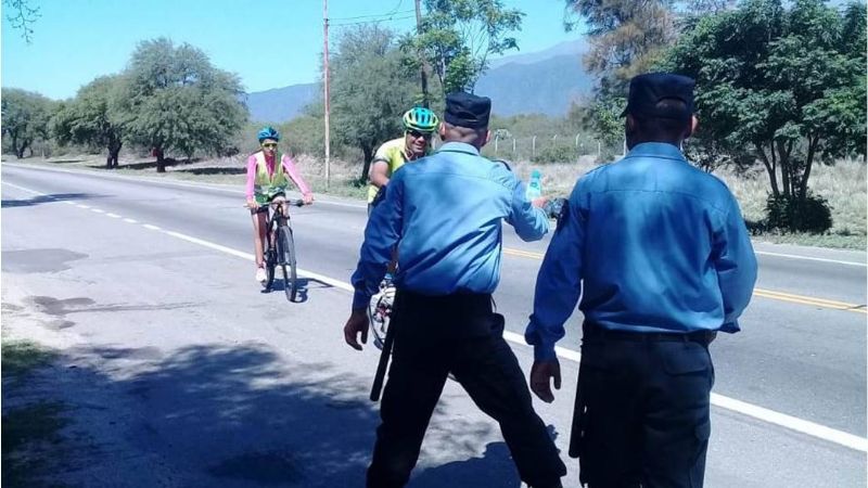 Policías se suman para la asistencia a peregrinos de la Virgen del Valle