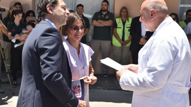 Corpacci entregó ambulancias para el SAME