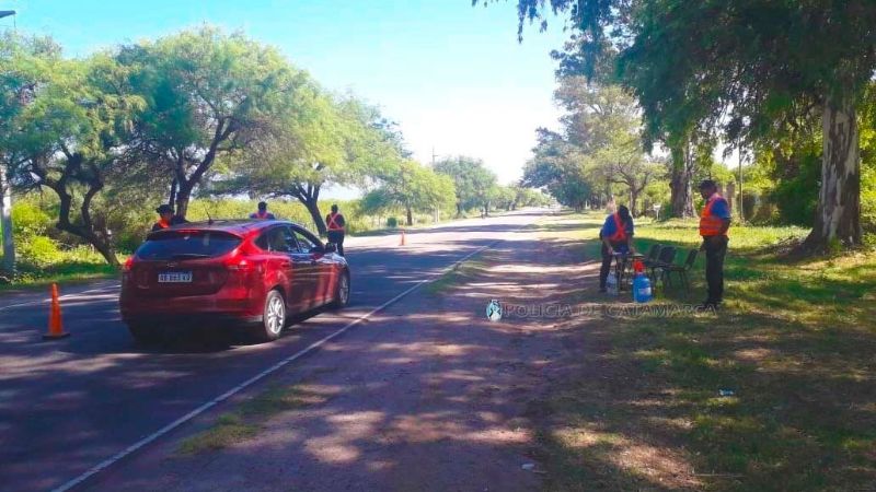 Policías continúan asistiendo a peregrinos de la Morena del Valle