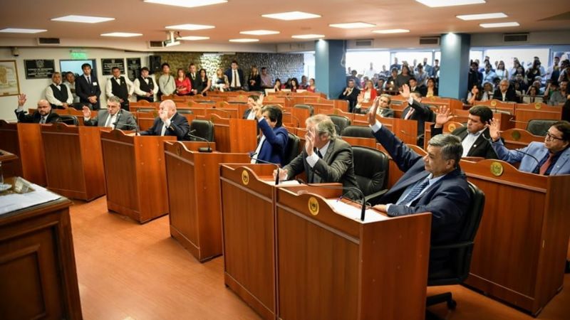 La Cámara Alta incorporó senadores electos y renovó autoridades