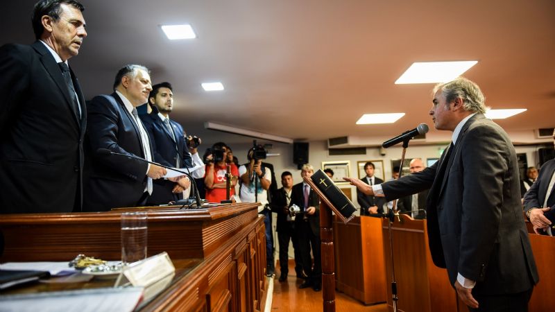 La Cámara Alta incorporó senadores electos y renovó autoridades