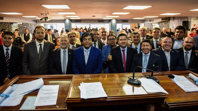 La Cámara Alta incorporó senadores electos y renovó autoridades