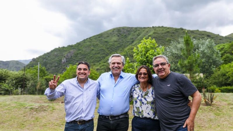 Alberto derrochó magia con la guitarra en El Rodeo