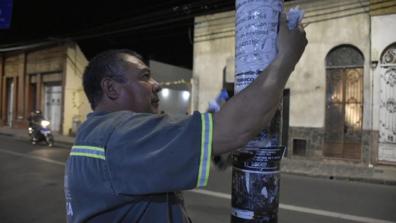 Operativo limpieza: eliminaron la propaganda política en la calle
