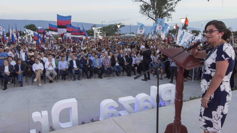 “No imaginé terminar mi gobierno con tanta gente y con Alberto”