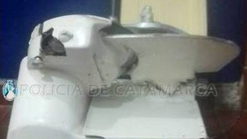 Vecinos atraparon a un ladrón tras robar una cortadora de fiambres