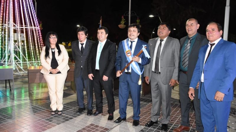 Nóblega asumió su histórico segundo mandato al frente del municipio