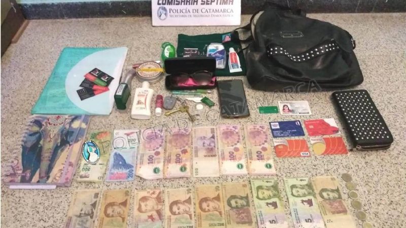 Atrapan a un ladrón que escapaba en moto a gran velocidad