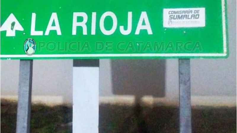 Secuestran un cartel indicador en Valle Viejo