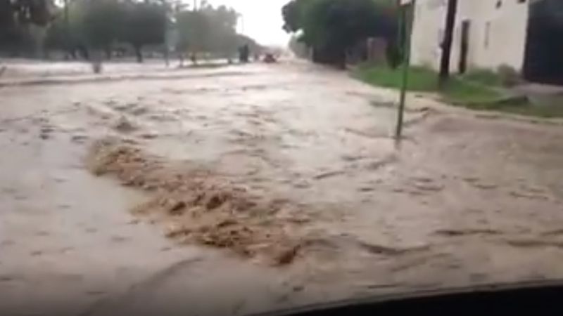 Impresionante desborde de calles en la ciudad