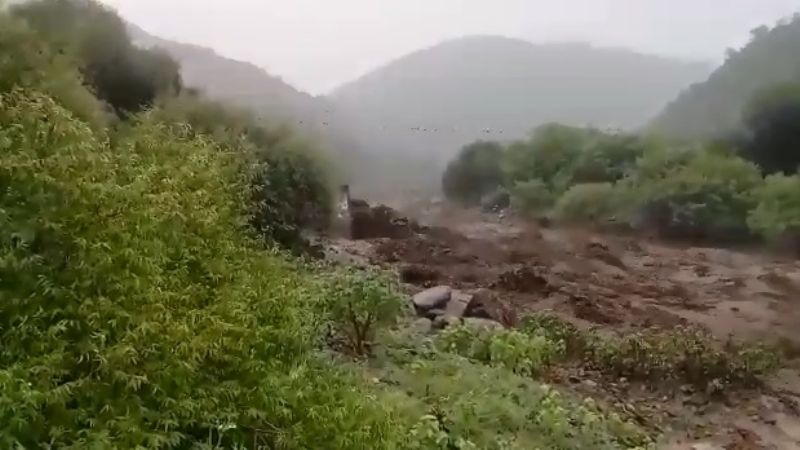 La furia del río San Jerónimo en Chumbicha