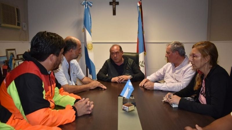 Coordinan tareas para llegar con ayuda al departamento Capayán, el más afectado