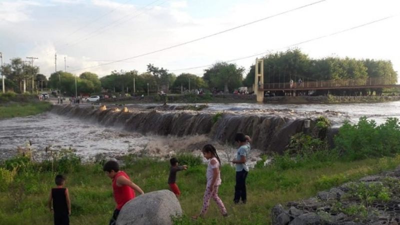 Fuerte crecida de ríos en el Este