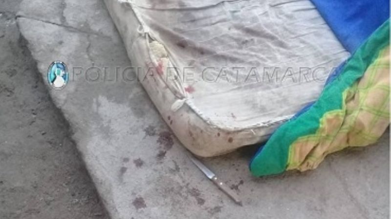 Tomaban alcohol, discutieron, se desconocieron y un sujeto terminó apuñalado