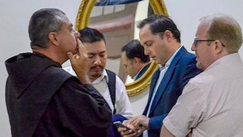 Mera y el padre Méndez fueron recibidos por el Gobernador de Tarija: