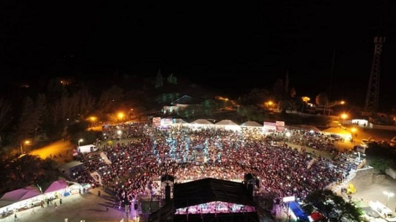 Con un marco imponente terminó el Yokavil