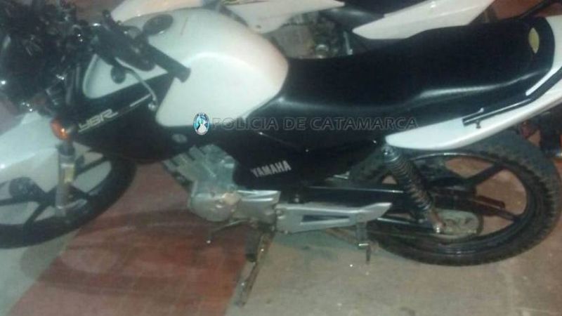 Le quitaron la moto por una infracción