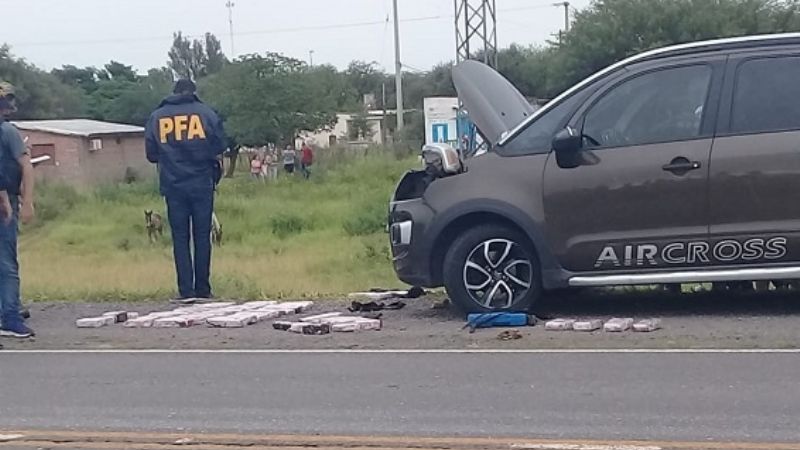 Operativo antidrogas en Ruta Nacional N°157: incautan 40 kilos de marihuana
