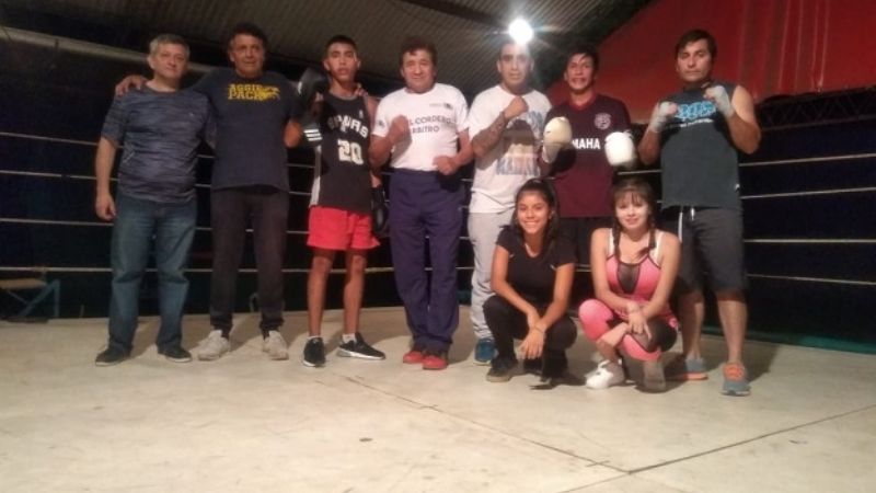 La Federación de Boxeo visitó dos gimnasios