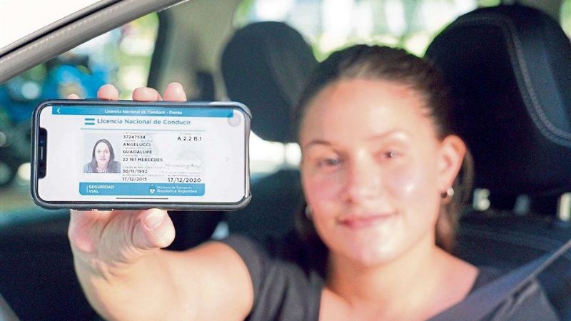 Lanzan la versión digital del registro de conducir que se podrá "llevar" en el celular