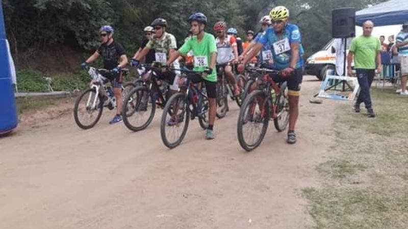 Fiesta del Triatlón en El Alto