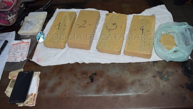 Secuestran más de 3 kilos de marihuana en la Terminal