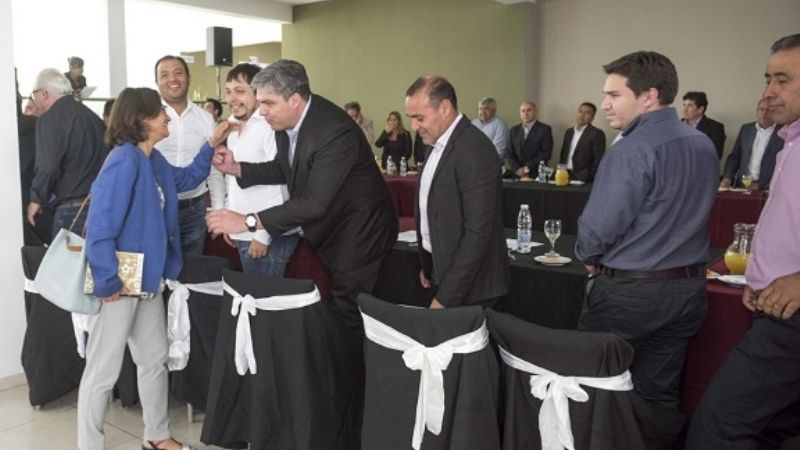 Perdonaron deuda de luz a municipios