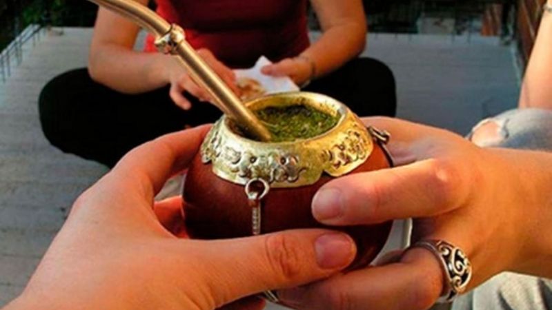 Golpe a los amantes del mate: el kilo de yerba aumentará en abril