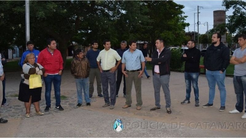 Seguridad: autoridades se reunieron con vecinos de B°Eva Perón